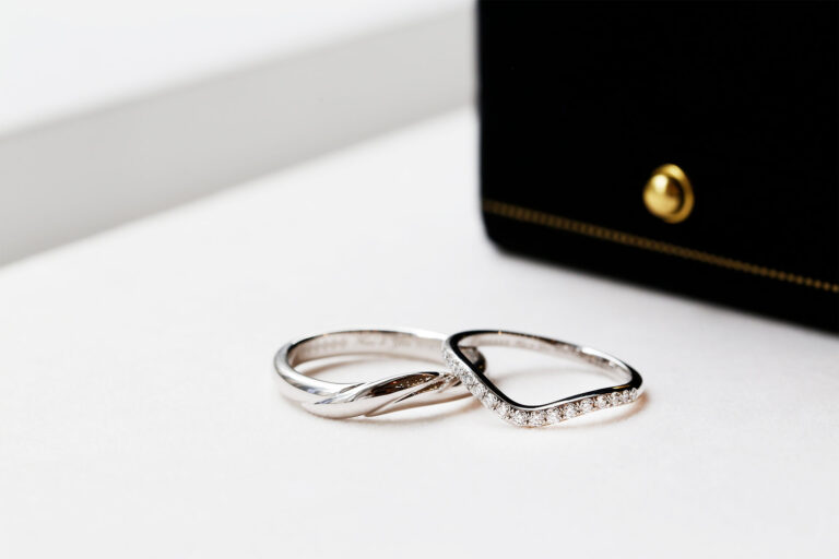 鉑金製作的結婚對戒