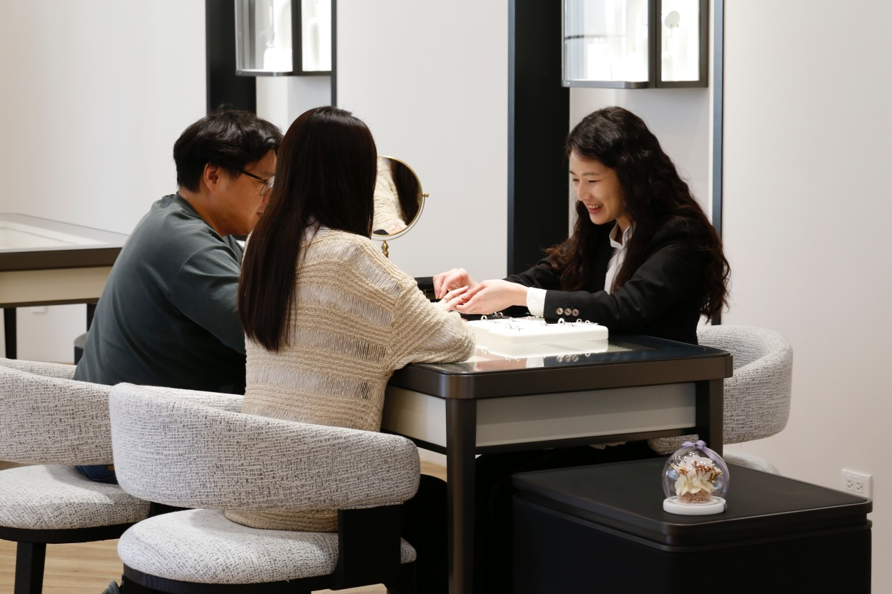 不同預算在 HERLEY JEWELRY 能買到什麼款式的鑽戒？