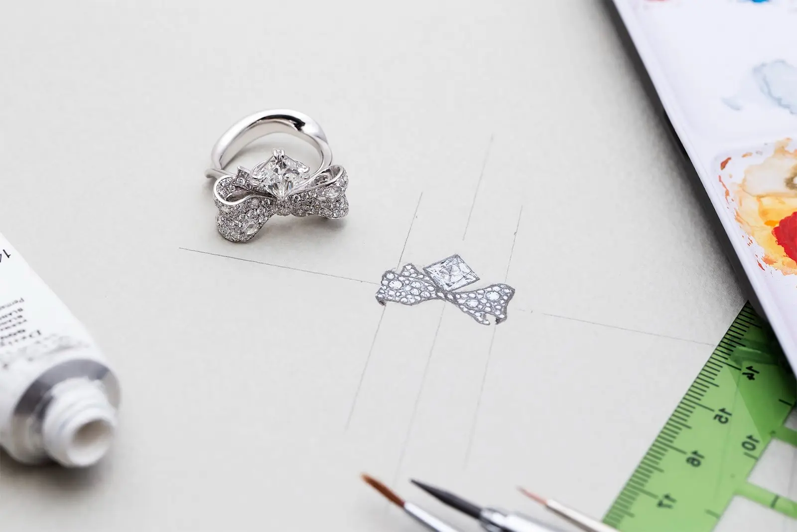 客製化婚戒推薦｜全 vs 半客製戒指差異、設計流程、價格與鑽戒訂製完整指南