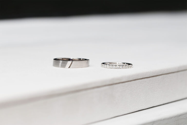 鉑金製作的結婚對戒