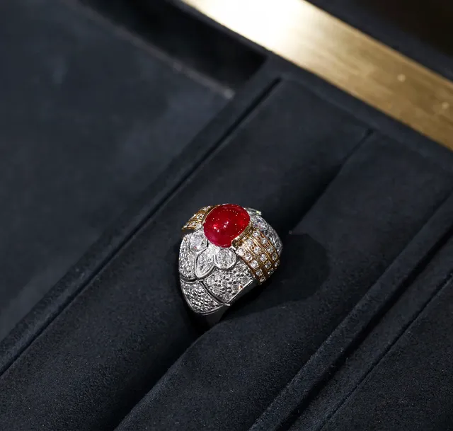 舊台翻新 story2 before mobile 赫利珠寶