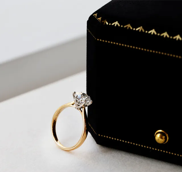 鑽戒租借 mobile 鑽戒 赫利珠寶